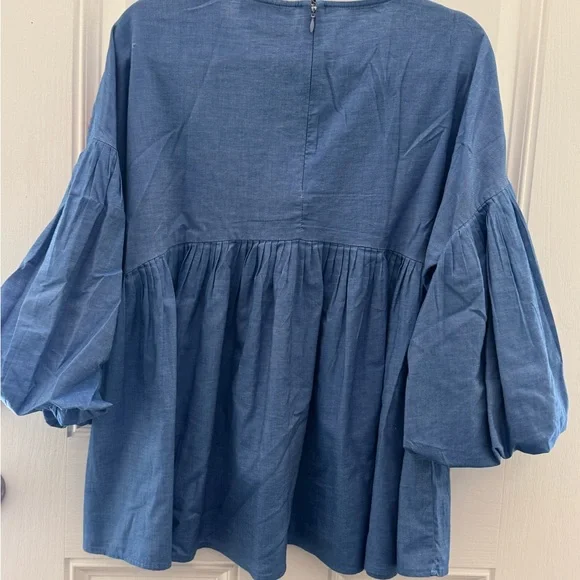 HEMANT & NANDITA Anthropologie Blouse with Red Embroidery - Picture 3 of 3